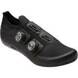 PEARL iZUMi PRO Road Cycling Shoe - Men's Black/Black, 48.0