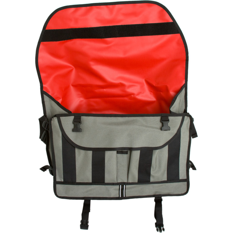 Chrome Berlin Messenger Bag Competitive Cyclist