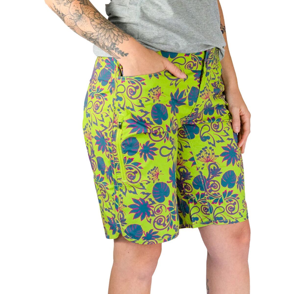 Club Ride Apparel Club Ride Apparel Savvy 11in Paisley Print Short - Women's Citron Paisley Print, XS