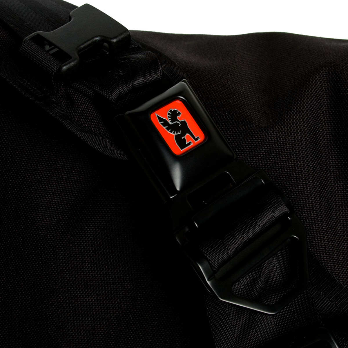 Chrome Metropolis 40L Messenger Bag - Accessories