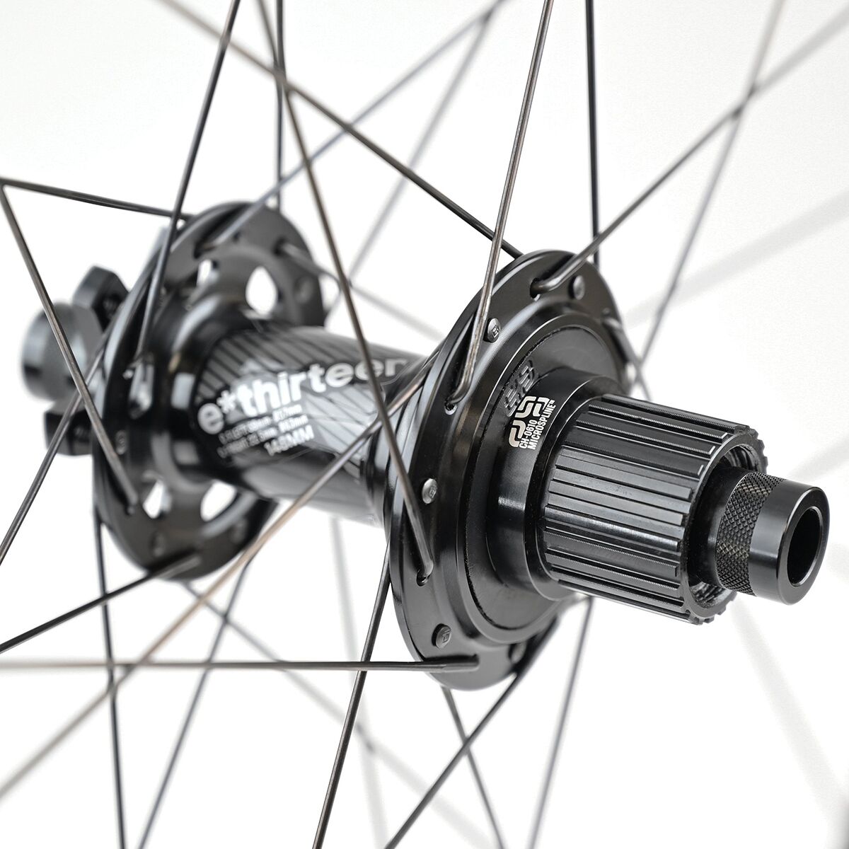 えいりん e*thirteen lace up new lightweight XCX wheelsets for XC