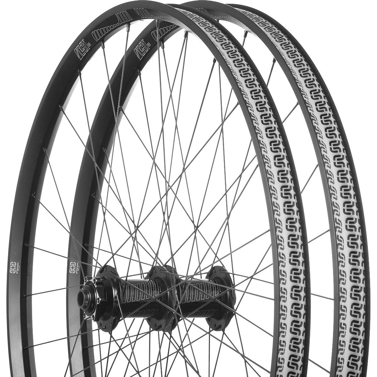 e*thirteen components LG1 EN 29in Boost Wheelset Black, 15x110/12x148, XD