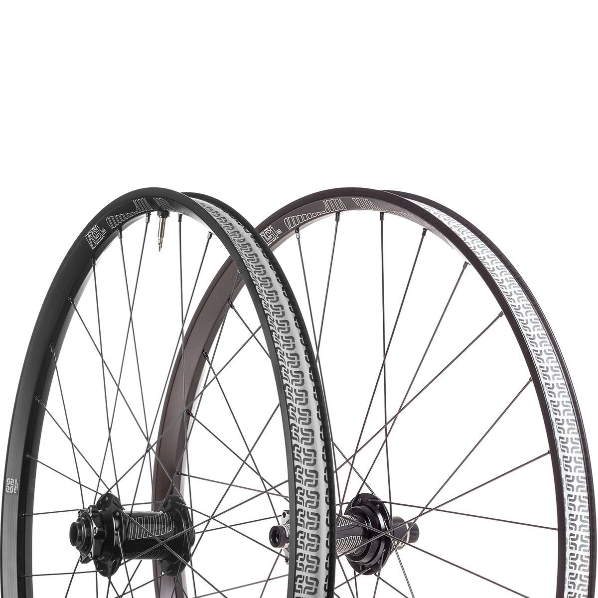 e*thirteen components LG1 EN 27.5in Boost Wheelset Black, 15x110/12x148, XD