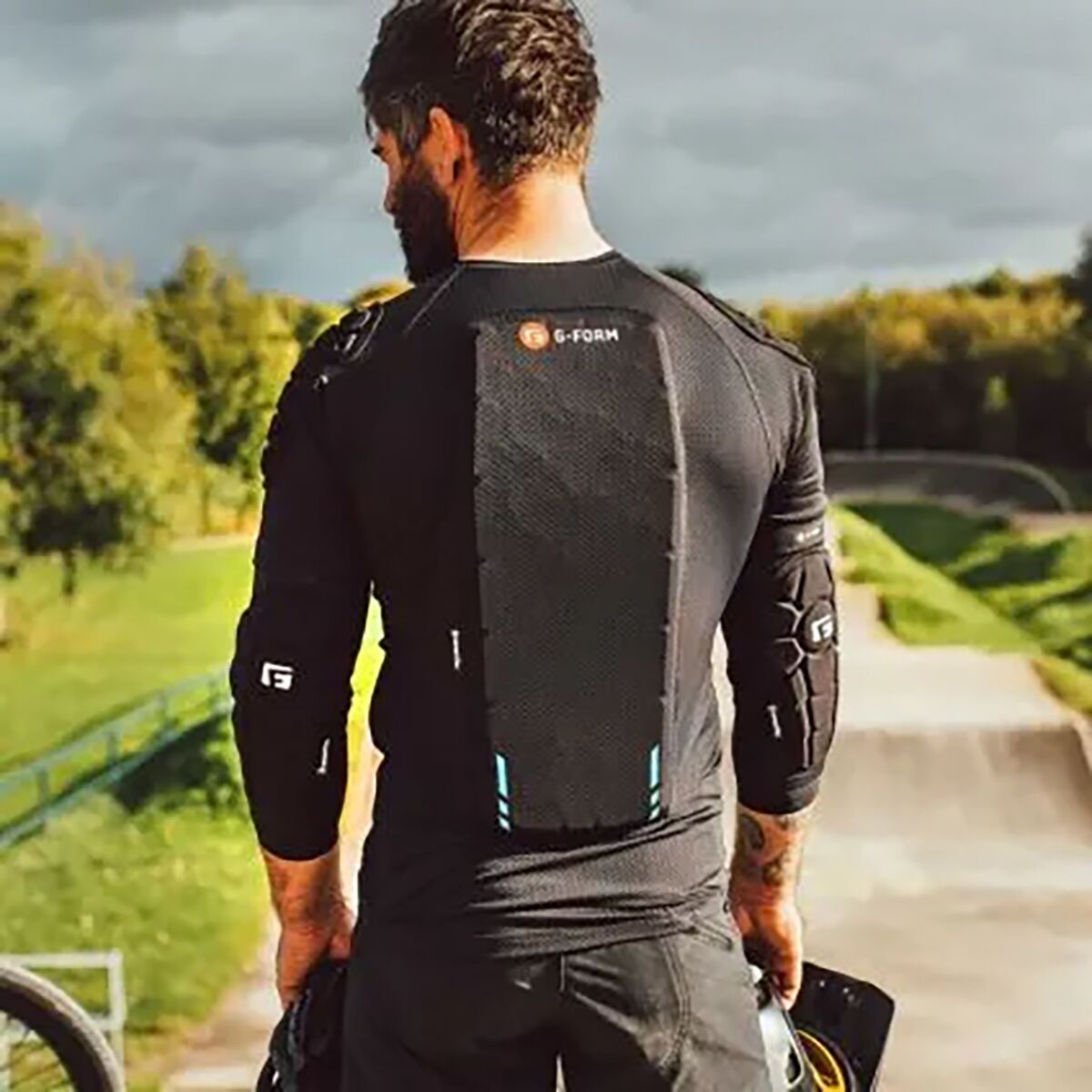 G-Form MX360 インパクト シャツバックプロテクター付き G-Form MX360 Impact Protective Shirt - Black, Large Torso