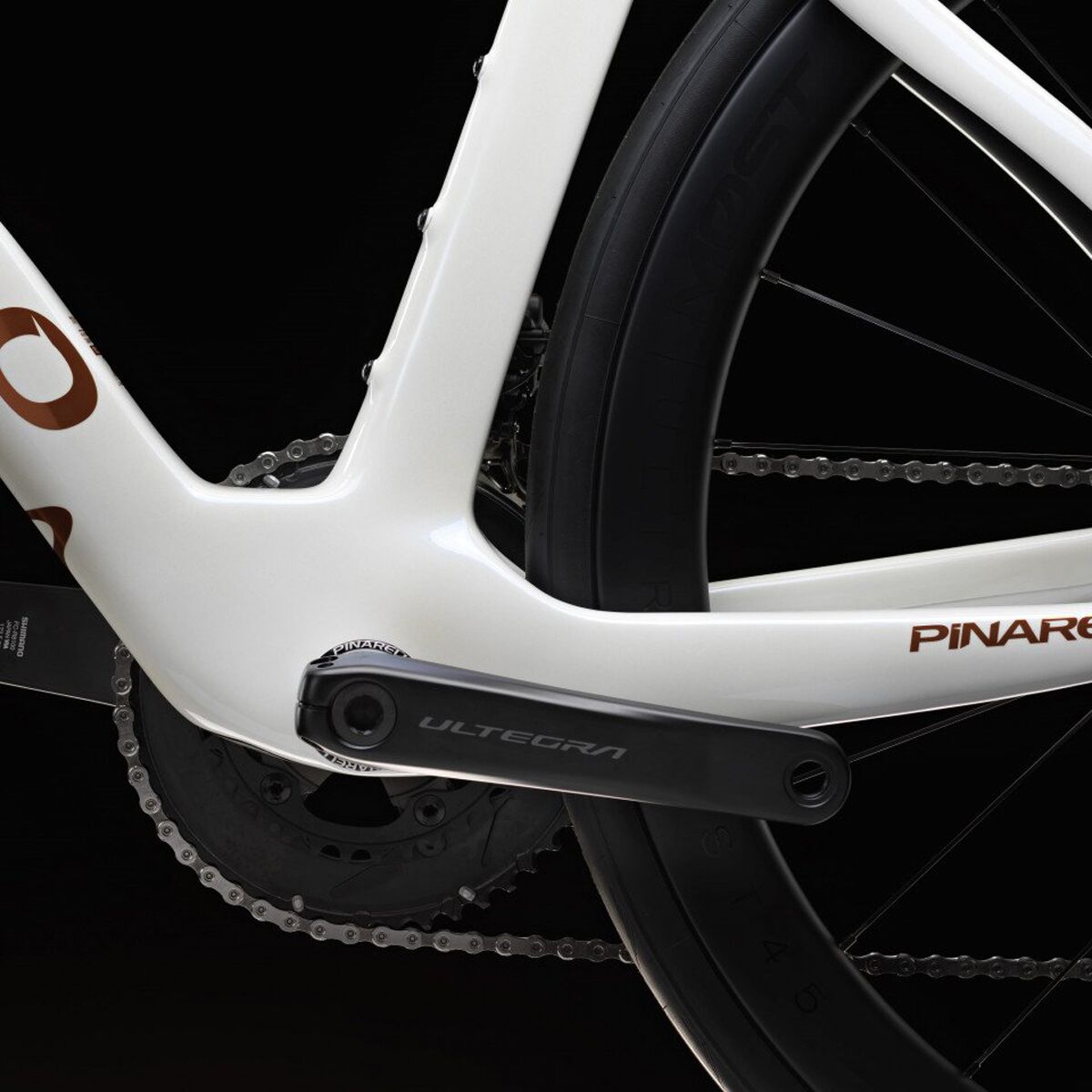Pinarello F7 Ultegra Di2 Ultrafast 45 Carbon Wheel Road Bike - Bikes