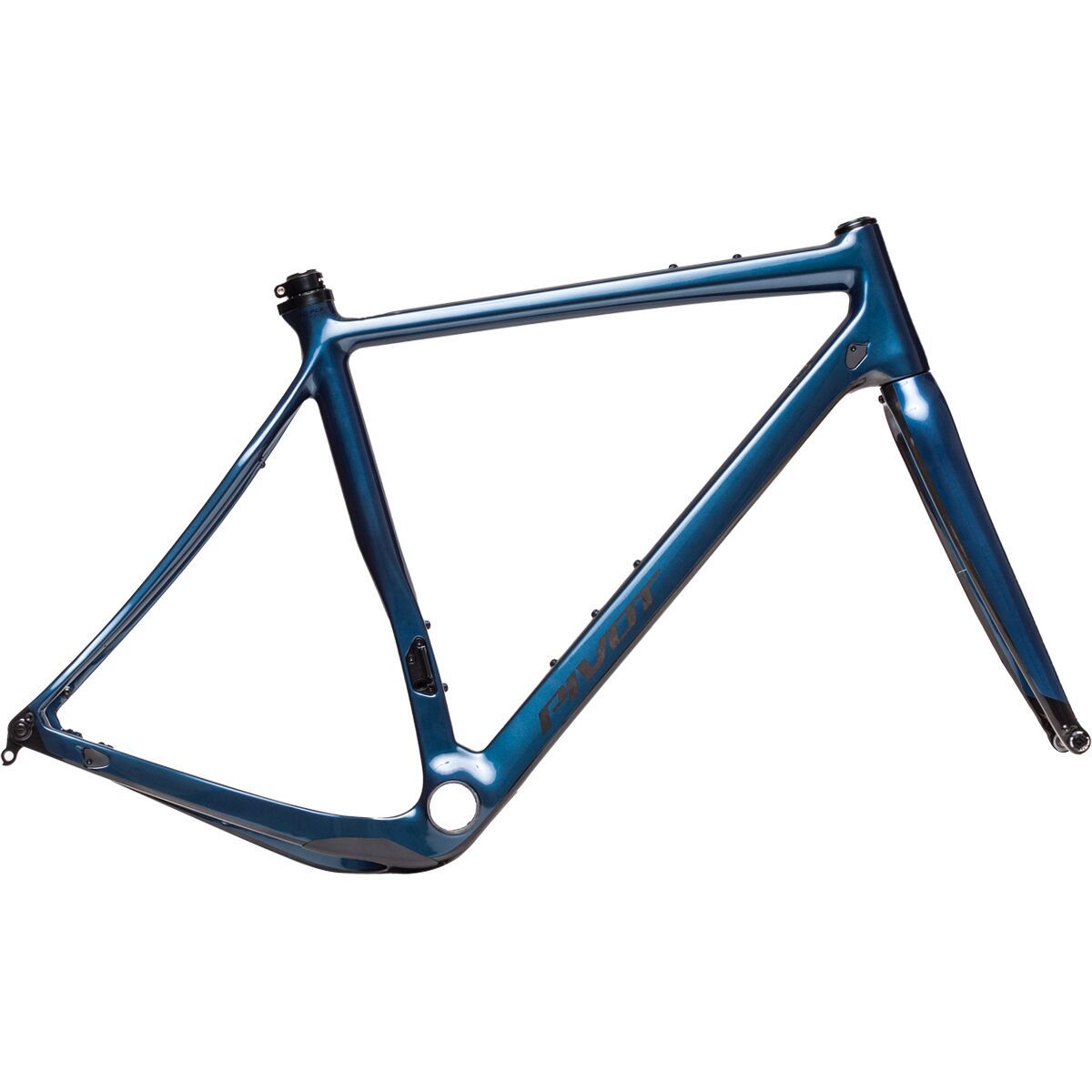 pivot gravel bike