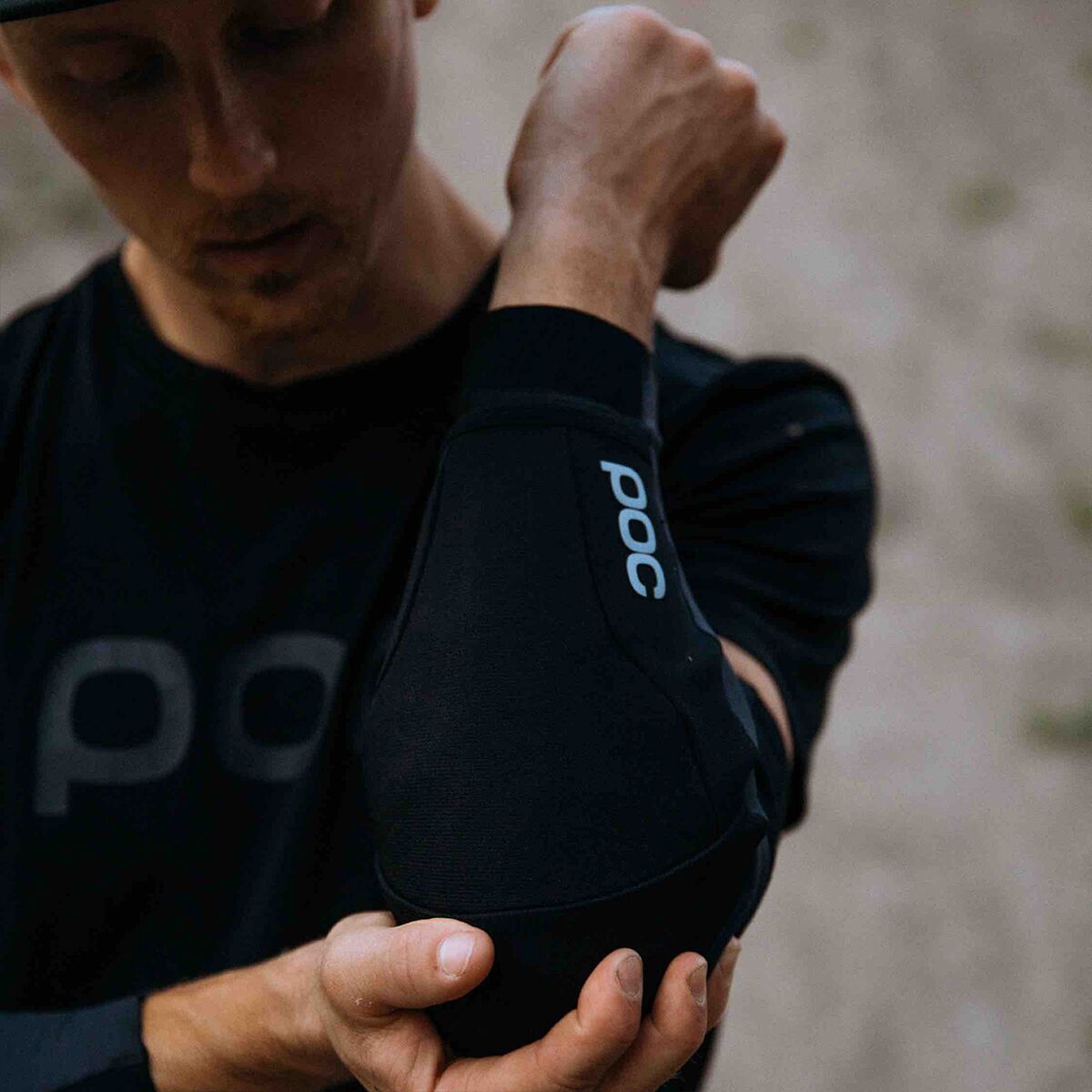 POC（ポック） Oseus VPD ELBOW Lサイズ Oseus VPD Elbow MTB Protection in Uranium Black | POC (US)