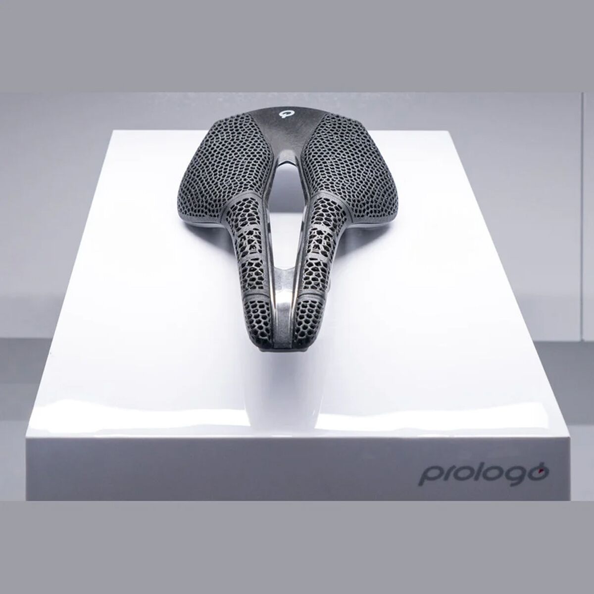 Prologo Nago R4 3D PAS Tirox Saddle - Components