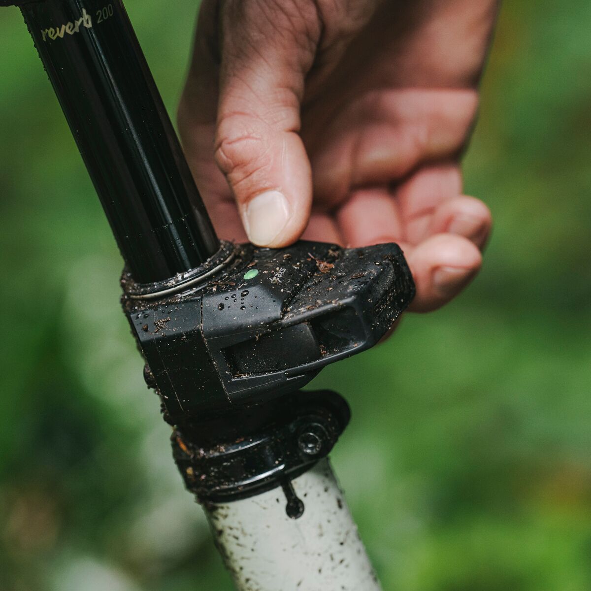 RockShox Reverb AXS Dropper Seatpost - Components