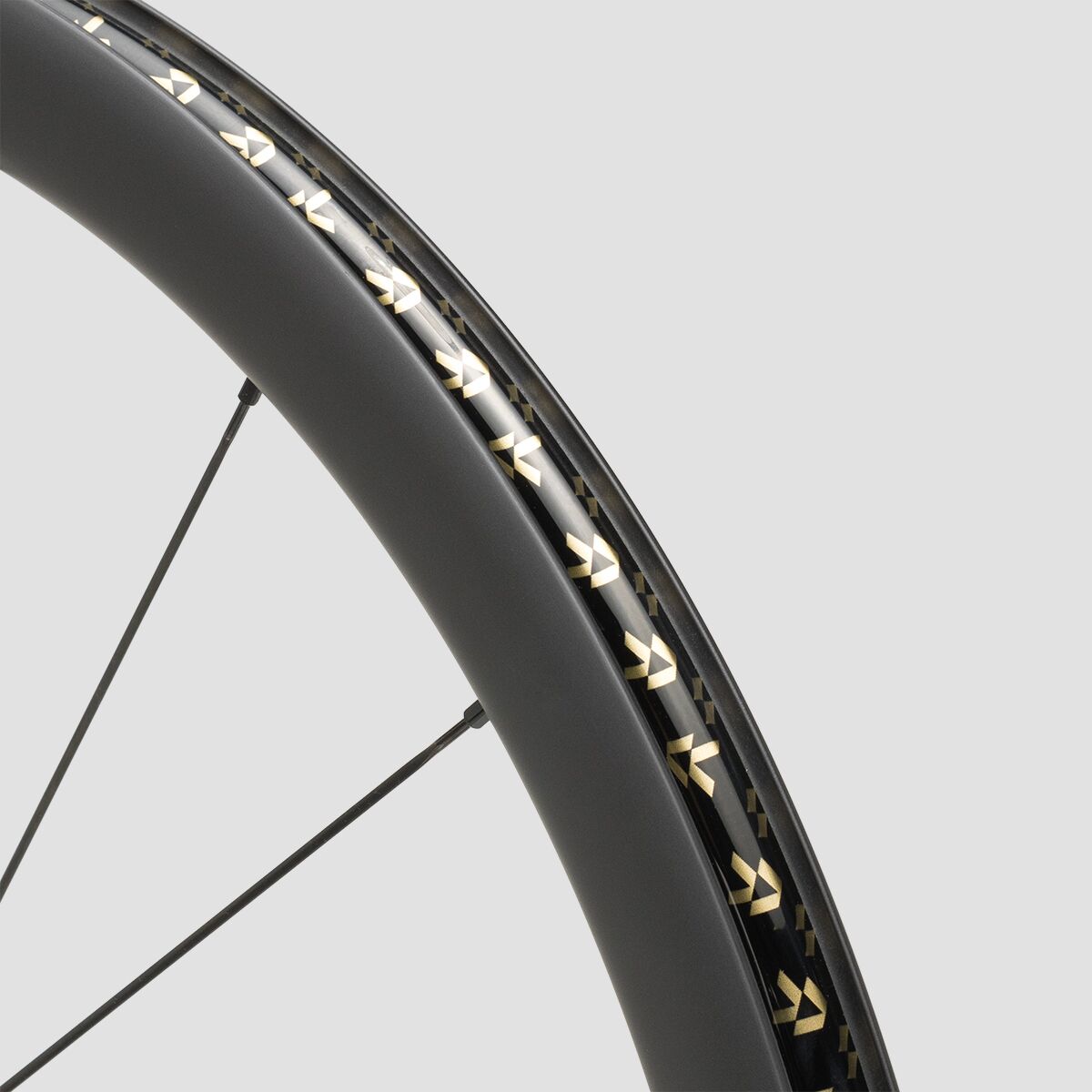 Reserve Road DT 180 34/37 Tubeless Wheelset - Components