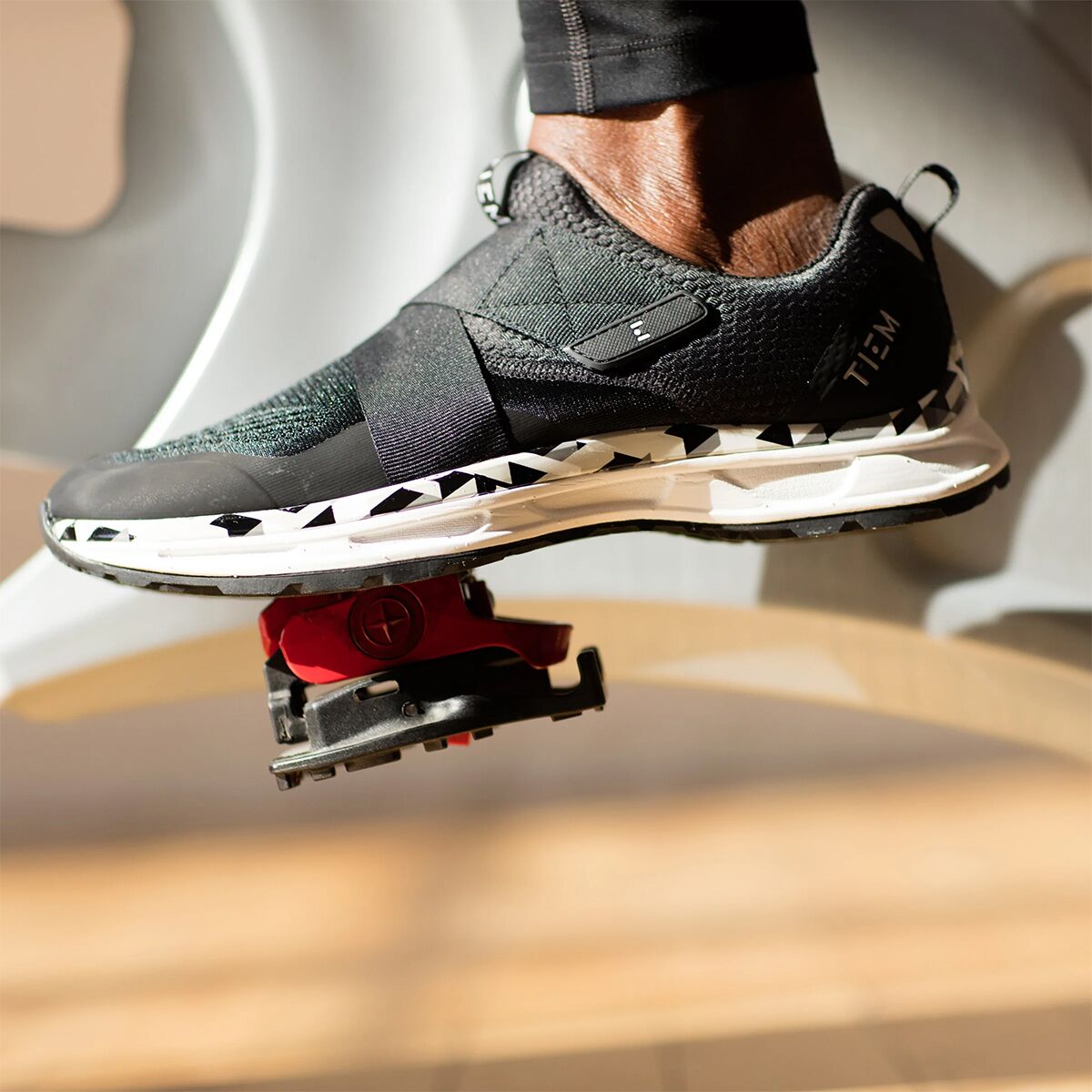 Slipstream cheap cycle sneaker