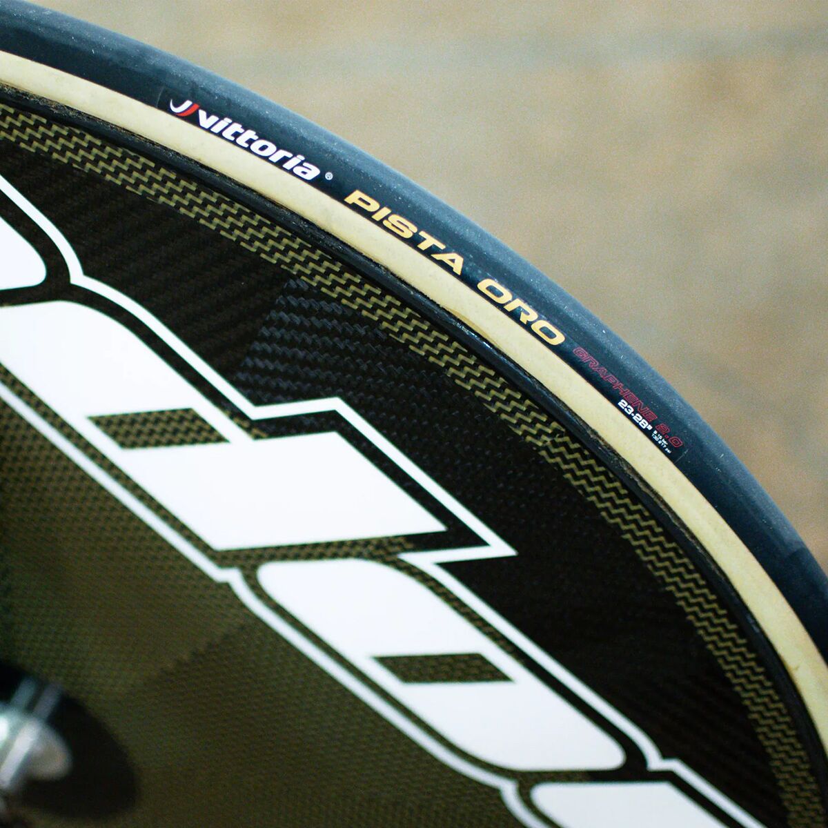 Vittoria Pista Oro G2.0 Tubular Tire - Components