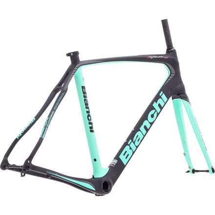 2018 bianchi road bikes Infinito CV Ultegra Di2 Bike As Well As Bat (bianchi Active Technology) To Optimize The Riders Sitting And Pedaling Position On The Bike Bianchi Infinito CV Disc Road