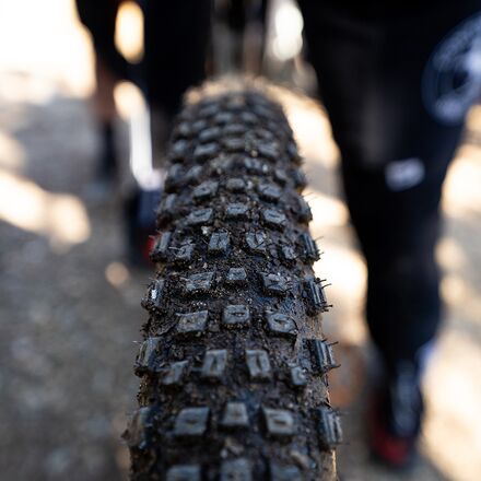 Continental Magnotal Tubeless 29in Tire - Components