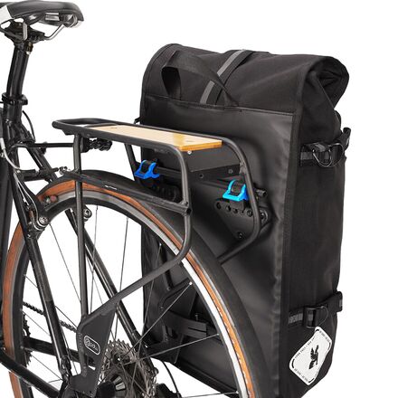 CHROME BARRAGE PANNIER 25L ブラック Chrome Barrage Pannier - Accessories