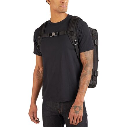 CHROME MACHETO 2WAY TRAVEL PACK クローム 大容量 仕事も、遊びも、旅行も。使うのは自分一人だからこそ、欲しい
