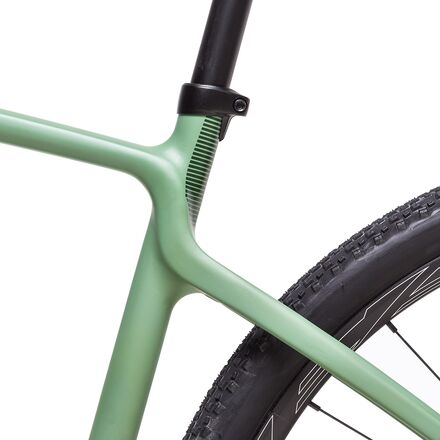 Devinci Hatchet Carbon GRX 600 Gravel Bike - Bikes