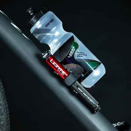 Pompe à Vélo Lezyne Sport Drive HP Mini Pump - Haute Pression 8,3 Bar - Avec Support Porte-Bidon