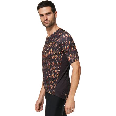 【値下】【新品】Oakely Endurance Jersey2.0 Lサイズ Oakley Endurance 2.0 Jersey - Men's - Men