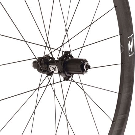 Reynolds 46 Aero Disc Carbon Wheelset - Clincher - Components