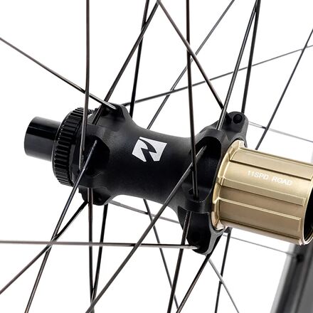Reynolds AR46 Carbon Disc Wheelset - Components