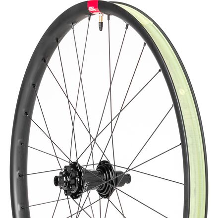 Reserve 30 v2 i9 Hydra 29in Boost Wheelset - Components
