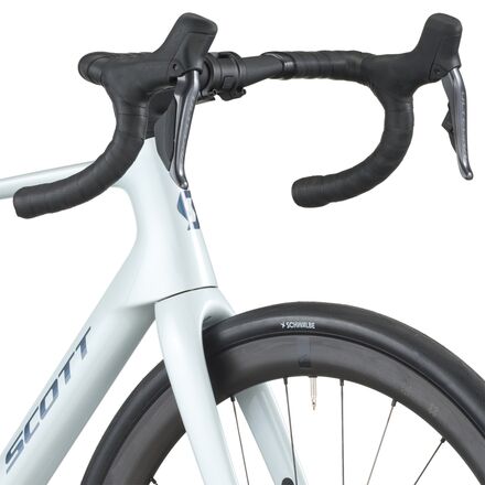 Scott Addict 20 Ultegra Di2 Road Bike - Bikes