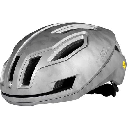 Sweet Protection Men's Clothing | Competitive Cyclist