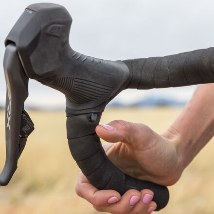 Shimano GRX ST-RX825 Di2 Shifter & Disc Brake Caliper - Components