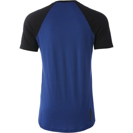 (取寄) イエティサイクルズ メンズ ターク メリノ ショートスリーブ ジャージ - メンズ Yeti Cycles men Turq Merino Short-Sleeve Jersey - Men's Twilight Yeti Cycles Turq Merino Short-Sleeve Jersey - Men's - Men